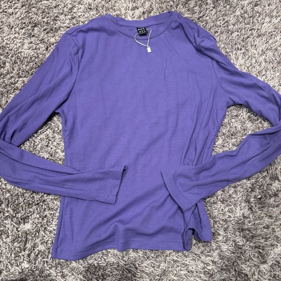 Bundle Long Slee Top - Picture 3 of 5